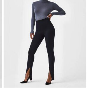 Spanx Front Slit Legging - Classic Black / Regular / S